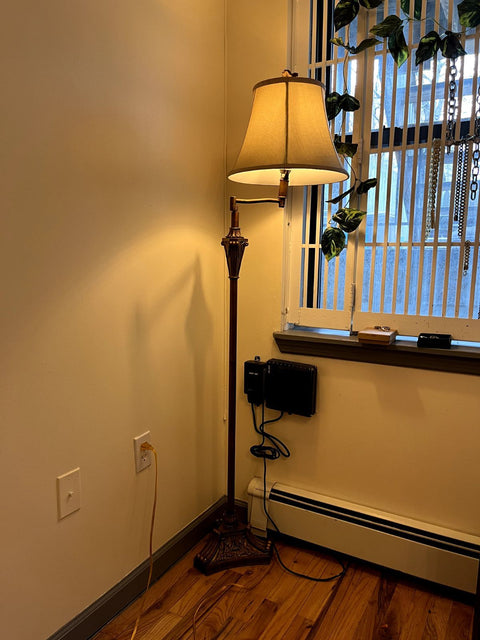 Pretty Vintage Floor Lamp, H61"