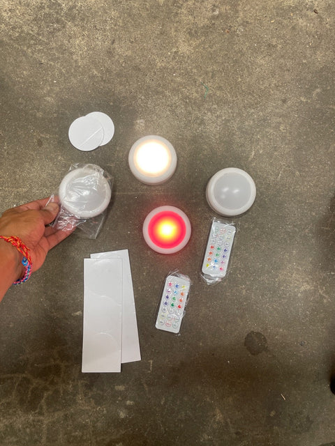 Puck Lights With Remote