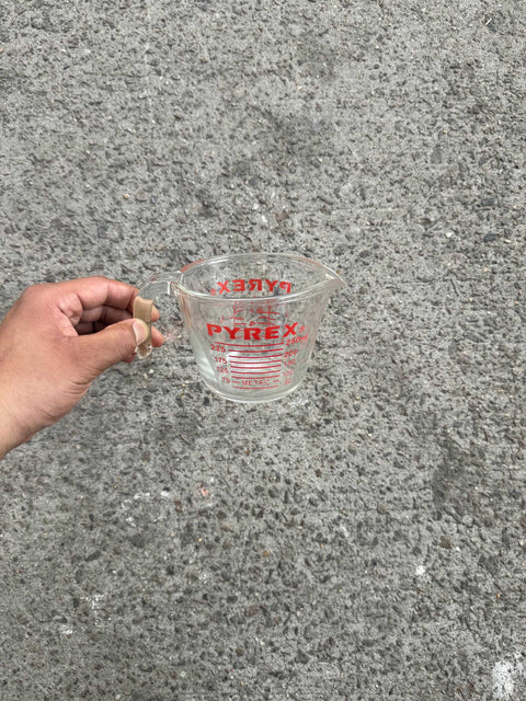 Pyrex 250mL Measuring Cup