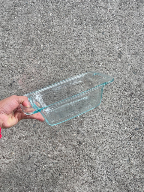 Pyrex Glass Baking Dish, 1.5 qts