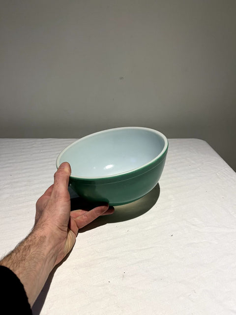 Pyrex Primary Colors Green Mixing Bowl, 8" Wide