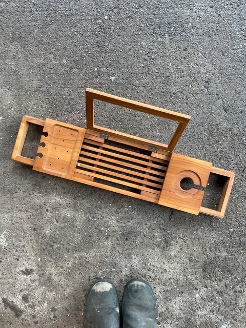 Relaxing Wooden Bathtub Tray