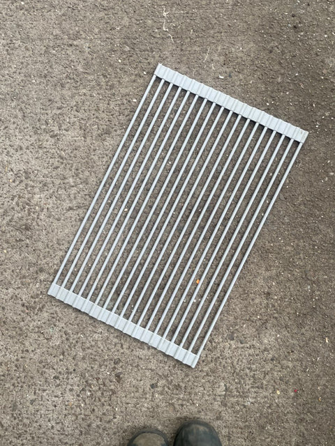 Roll-Up Dish Drying Rack