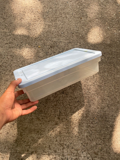 Rubbermaid Storage Box