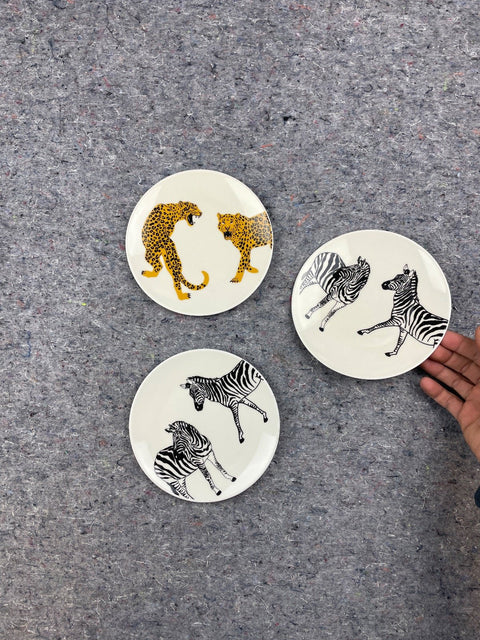 Safari-Themed Dessert Plates Set