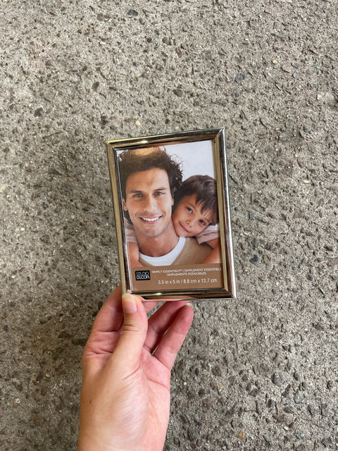 Silver Picture Frame, 3.5 x 5 in