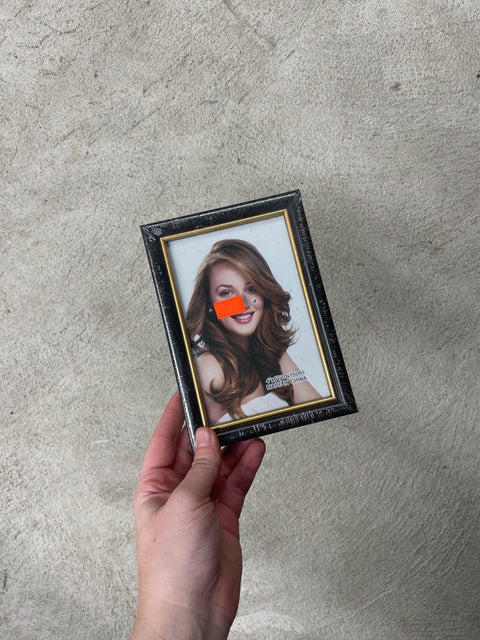 Simple Black Photo Frame