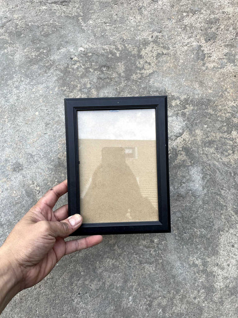 Simple Black Picture Frame