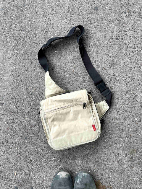 Small Levi's Messenger Bag