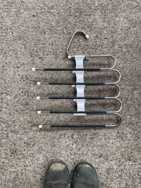 Space-saving Pants Hanger