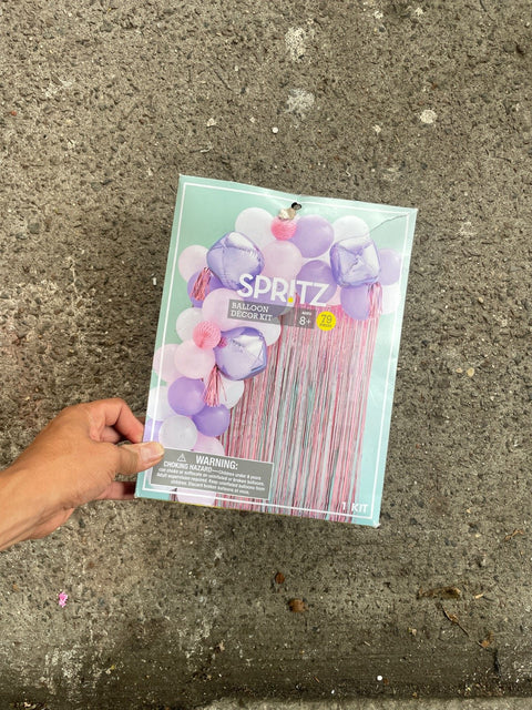 Spritz Balloon Décor Kit