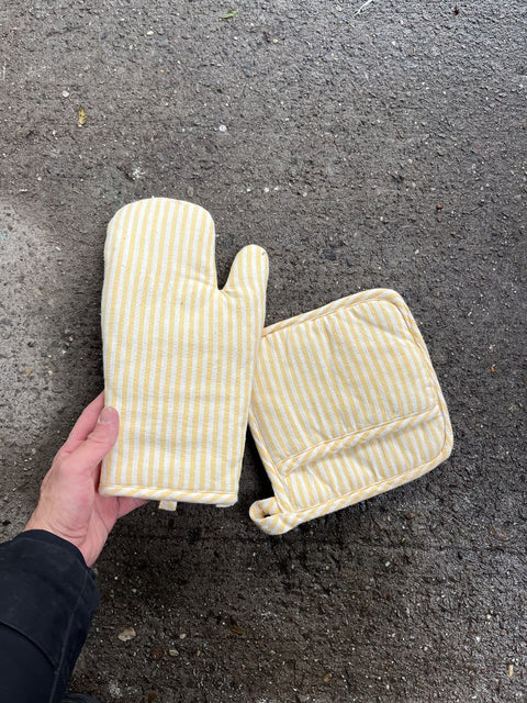 Striped Yellow Oven Mitt And Pad