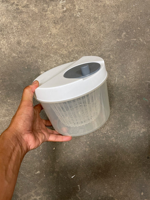 Studio Apt-friendly Salad Spinner