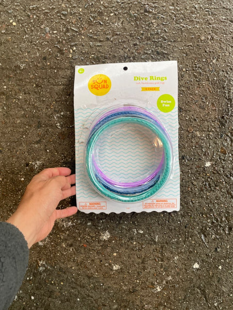 Sun Squad Dive Rings