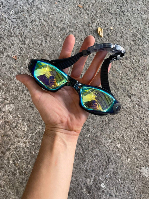 Super Cool Swimming Goggles by Agend