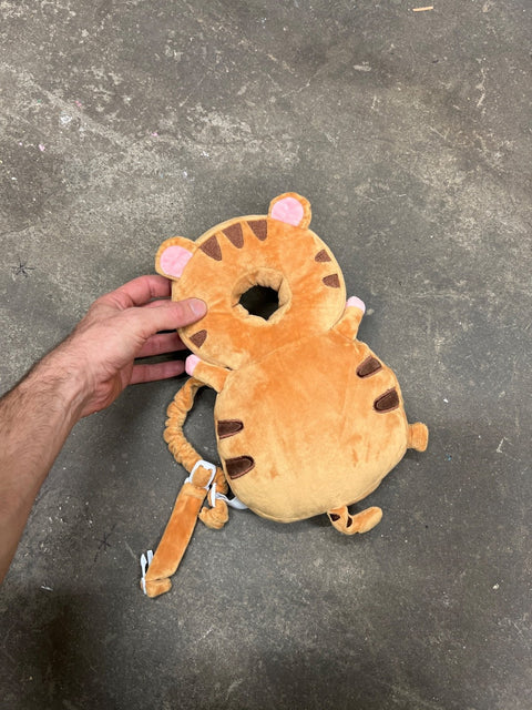 Tiger Head Pillow One Can Carry As A Backpack