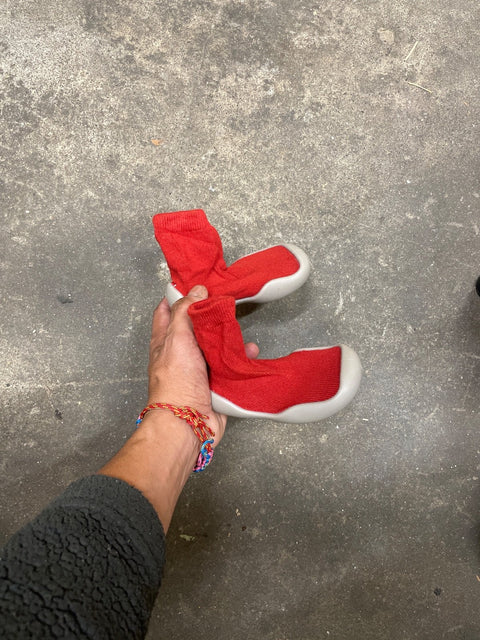 Tiny Explorings Red Sock Shoes, Sz 20/21 Kids