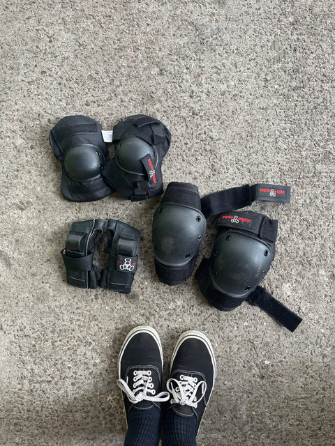 Triple Eight Skate / Roller Protective Gear, Size Adult S/M