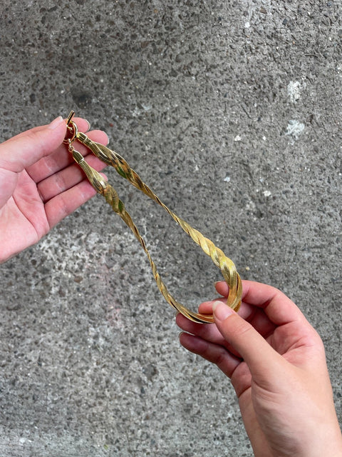 Twisted Chain Necklace