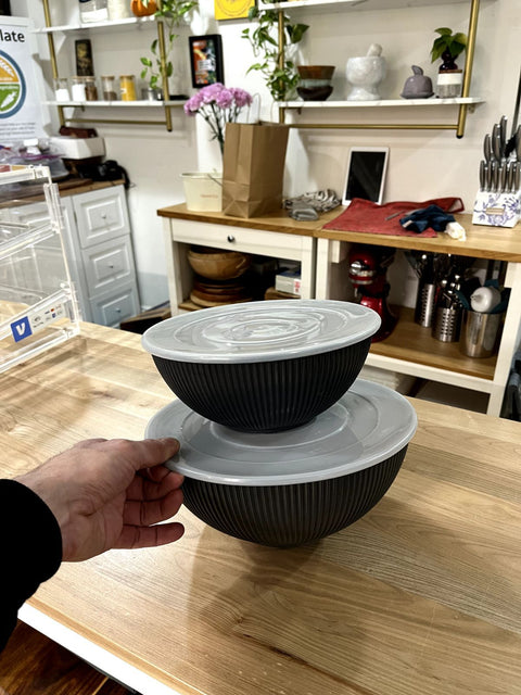 Two Recycled Plastic Serving / Mixing Bowls With Lids