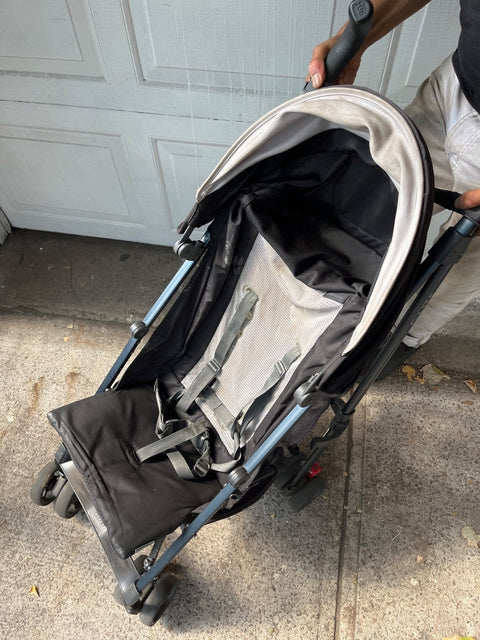 UppaBaby G-Lite Stroller With Imperfect Shade