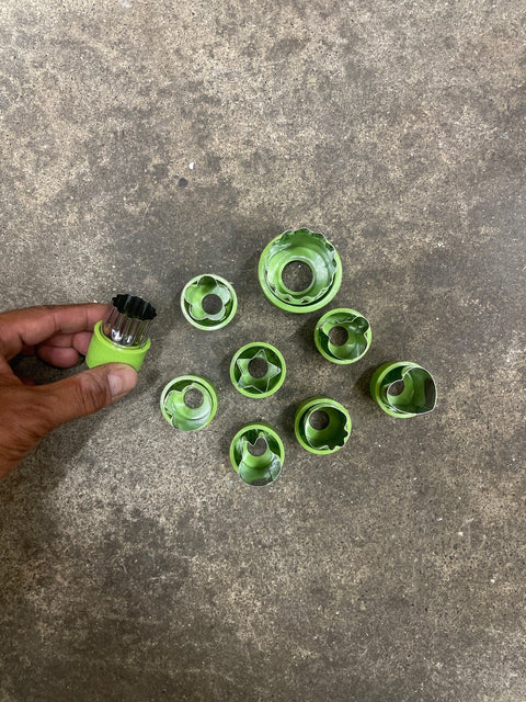 Vegetable Cutters With Green Handle