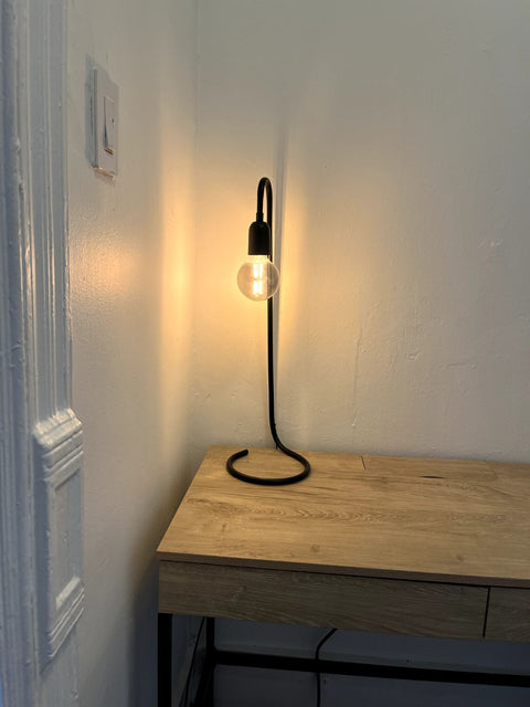 Very Minimalist Desk Lamp
