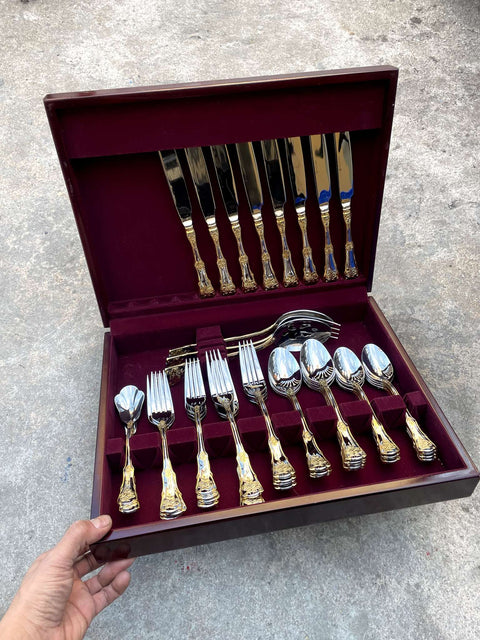 Super Fancy Royal Albert 18/10 Cutlery Set