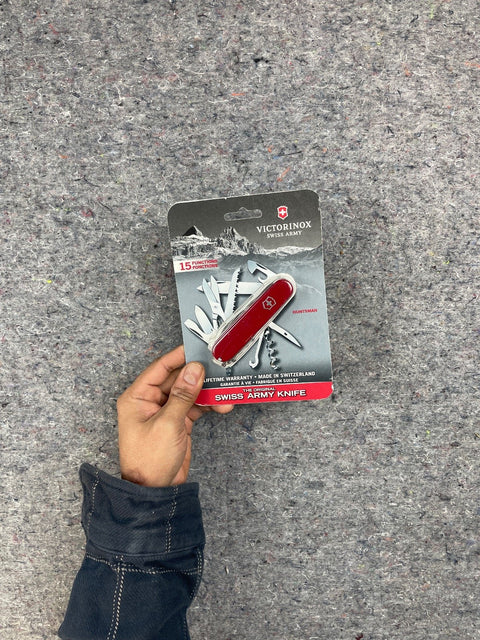 Victorinox Huntsman Swiss Army Knife