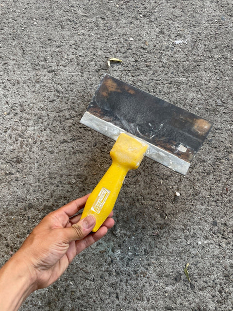 Wallboard Joint Finishing Knife