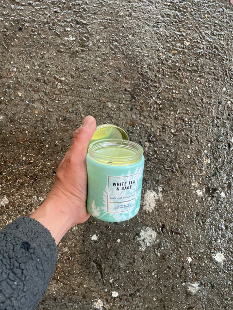 White Barn Scented Candle