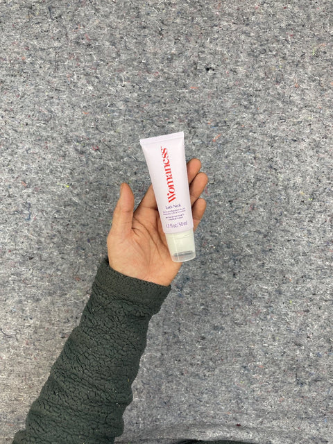 Womaness Let's Neck Serum