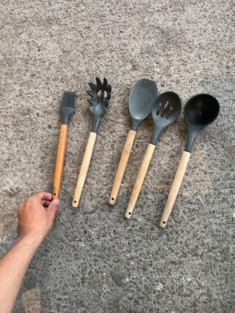 Wooden-Handled Cooking Utensil Set