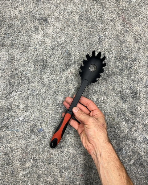 Black and Red Pasta Server