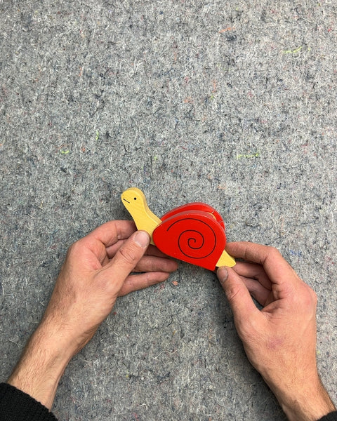Dope Wooden Snail Tape Dispenser