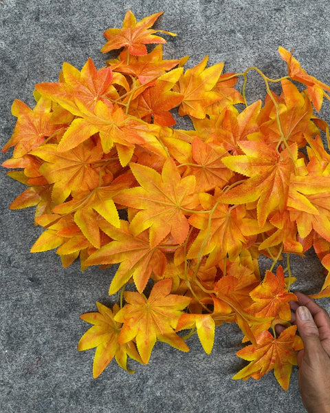 Artificial Autumn Maple Leaf Foliage Garland