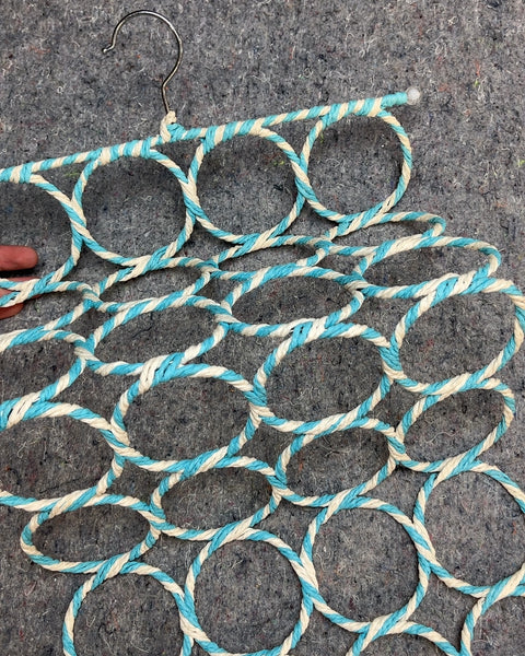 Scarf Hanger with Rings, Blue and White