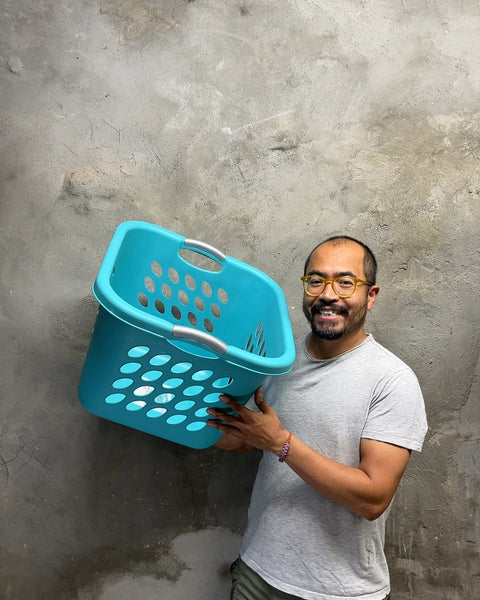 Sterilite Ultra Laundry Basket, 1.5 Bu.