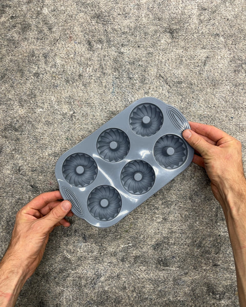 Grey Silicone 6-Cavity Mini Bundt Cake Pan