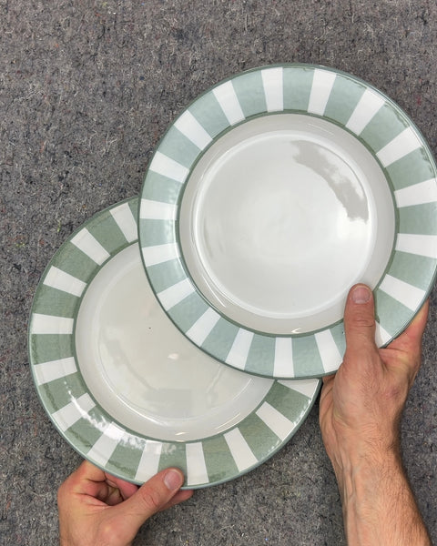 Two More Sexy Lino Essentials Dinner Plates