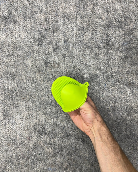 Green Silicone Mini Oven Mitt Pinch Grip