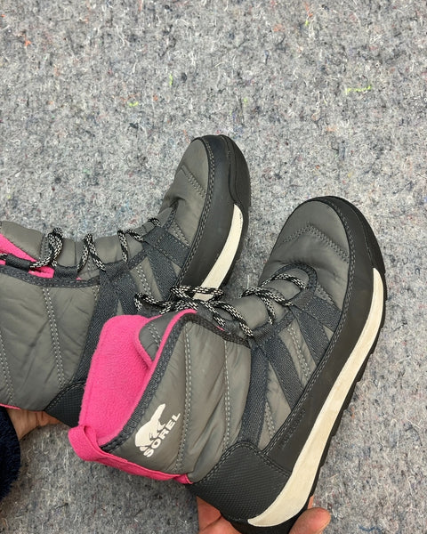 Sorel Boots, Size US 4 Kids or EU 35