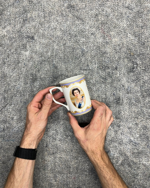 Queen Elizabeth II Commemorative Memorial Mug