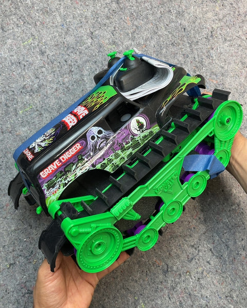 Grave Digger RC Monster Truck