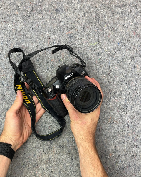 Nikon D70 Digital SLR Camera with Lens, Untested Comes With Battery But No Charger