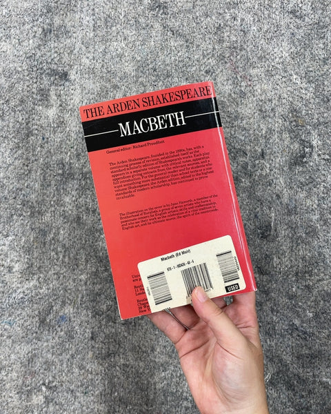 Macbeth by William Shakespeare