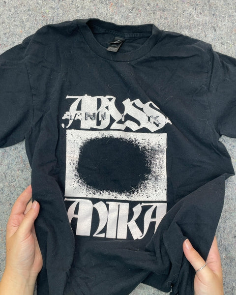 Black Graphic Print T-Shirt, Size M