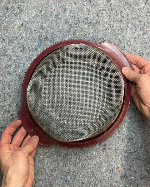 Big Mesh Strainer with Plastic Rim