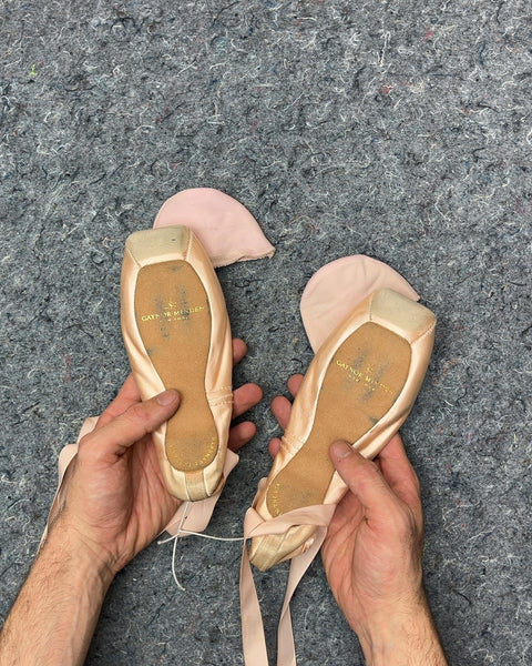 Gaynor Minden Pointe Ballet Shoes, Size 7.5M