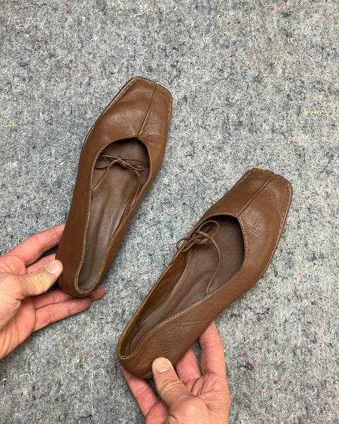 Sway Chestnut Brown Leather Ballet Flats Slightly Used Bottoms, Size EU 38